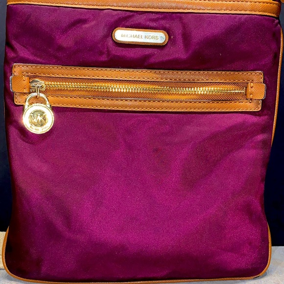 Mk Sling bag - Picture 1 of 3